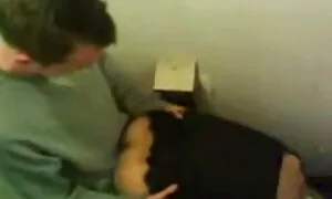 Bir dostu vanna otağ ...